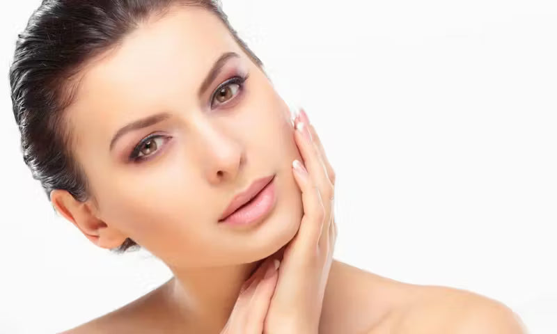 Best Skincare Routine for Glowing Skin in Pakistan